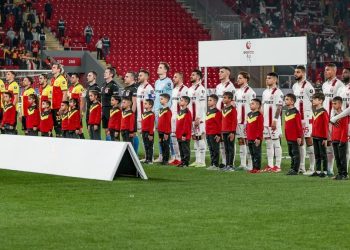 Samsunspor’un 20 maçlık yenilmezlik serisi İzmir’de son buldu