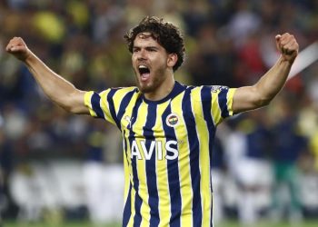 Son dakika: Fenerbahçe’de Ferdi Kadıoğlu’nun büyük talihsizliği! Otobüsten fikir takımdan çıkarıldı